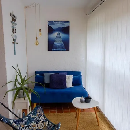 Apartment Beautiful With Pool Close To The Beaches