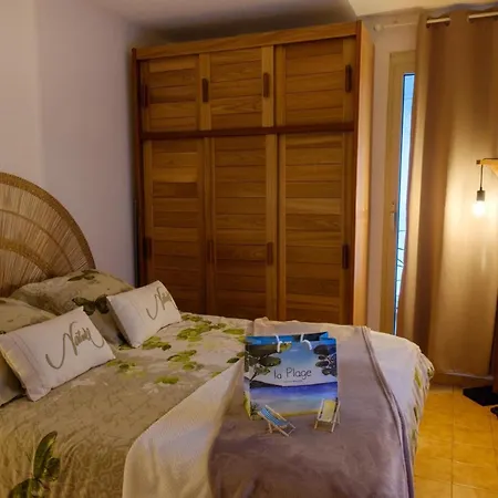 Beautiful With Pool Close To The Beaches * סן-מקסים